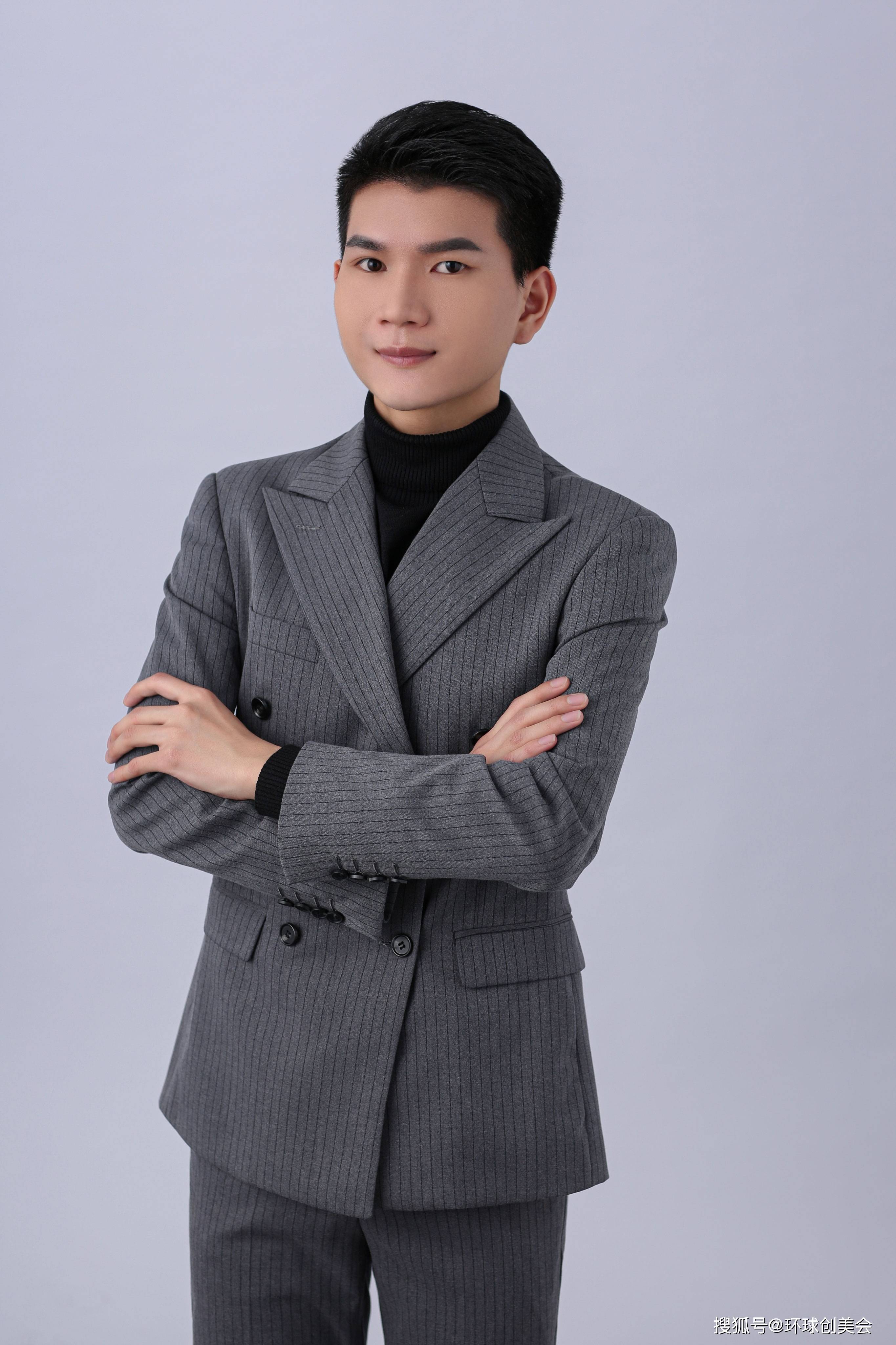 周良 动态图形设计负责人